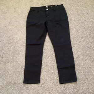Women’s New Directions Black Ankle Pants